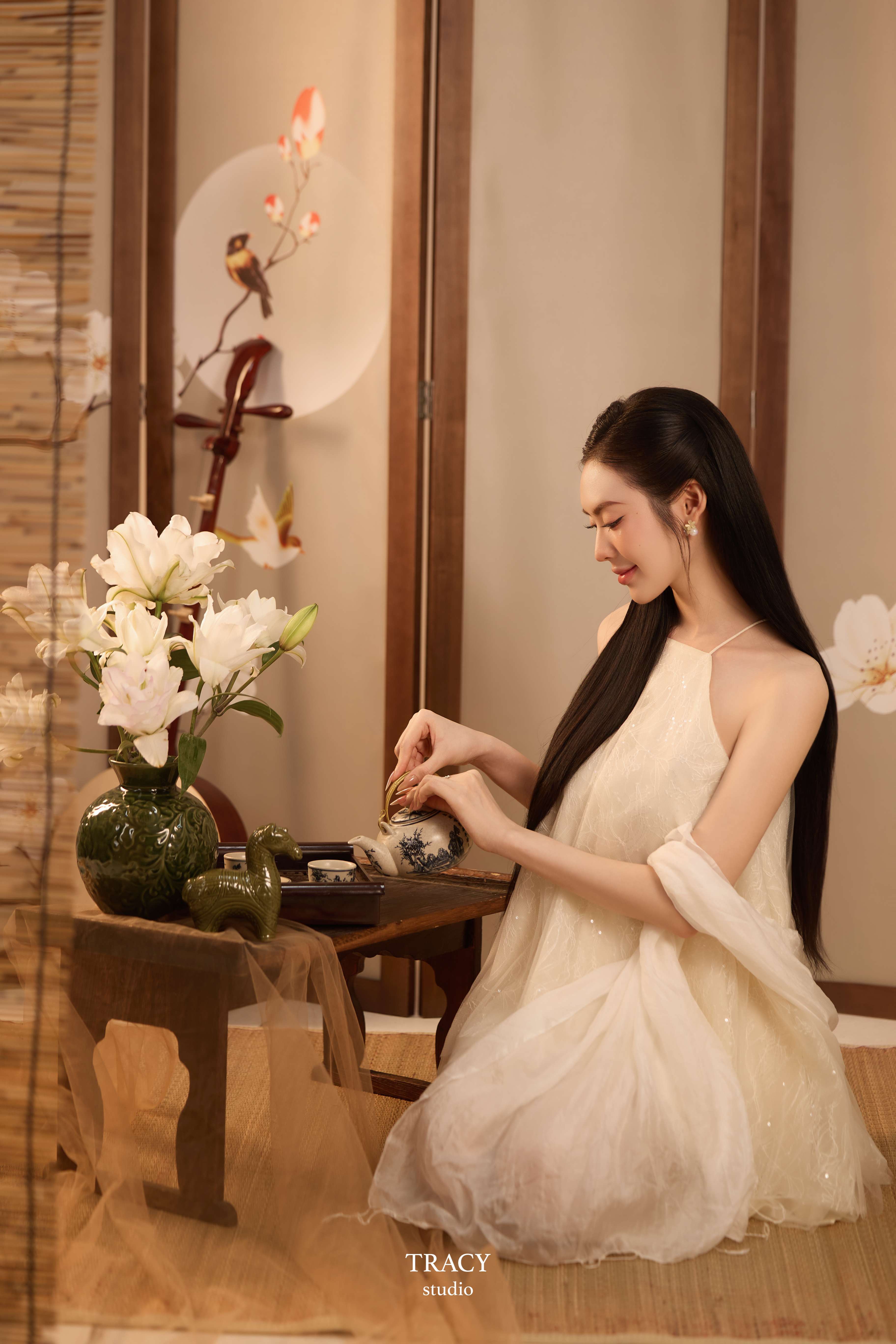 frontend/img/gallery/anh-tet-yem-ao-dai/tracy-studio-chup-concept-yem-ngoc (9).jpg